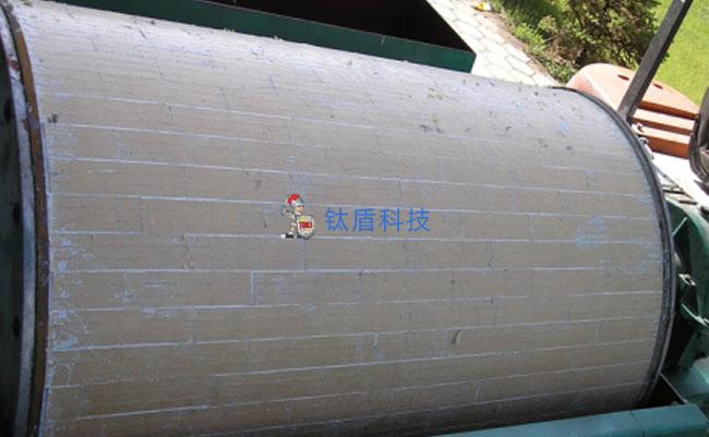 磁选机滚筒防磨.jpg